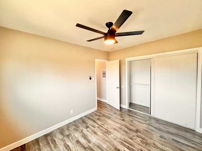 Building Photo - 1508 S Orange Dr
