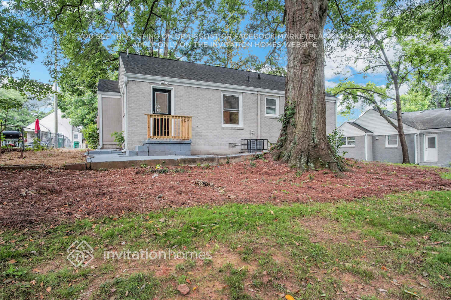 Building Photo - 2674 Joyce Ave