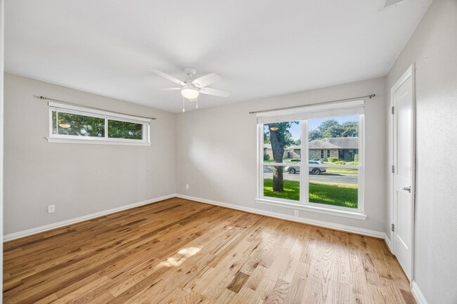 Building Photo - 2223 Freeland Way