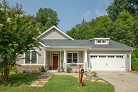 Building Photo - 38 Pinebrook Club Dr