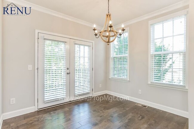 Building Photo - 3153 Long Blvd