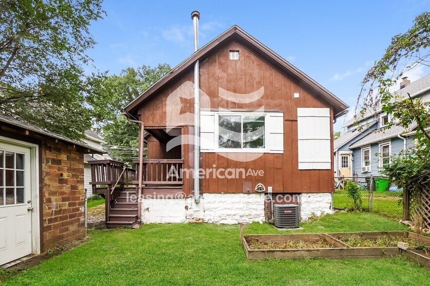 Building Photo - 691 Wooster Road North