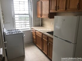 Building Photo - 8 Egremont Rd