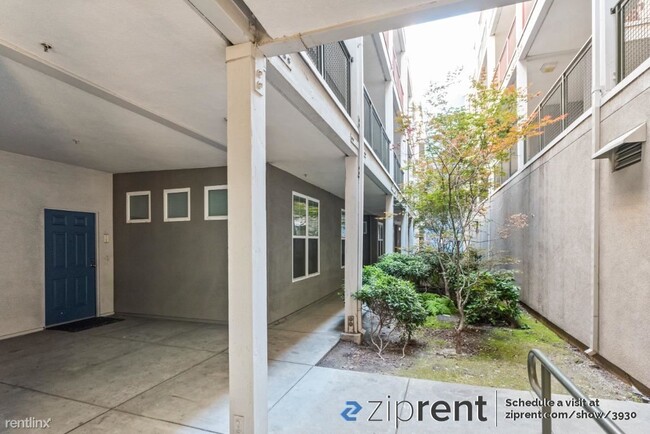 Building Photo - 1 br, 1 bath Condo - 1121 40th Street, Eme...