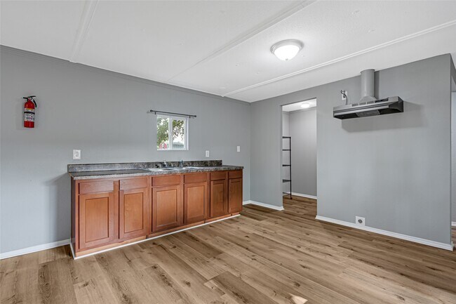 Building Photo - 11719 S Spicewood Ln