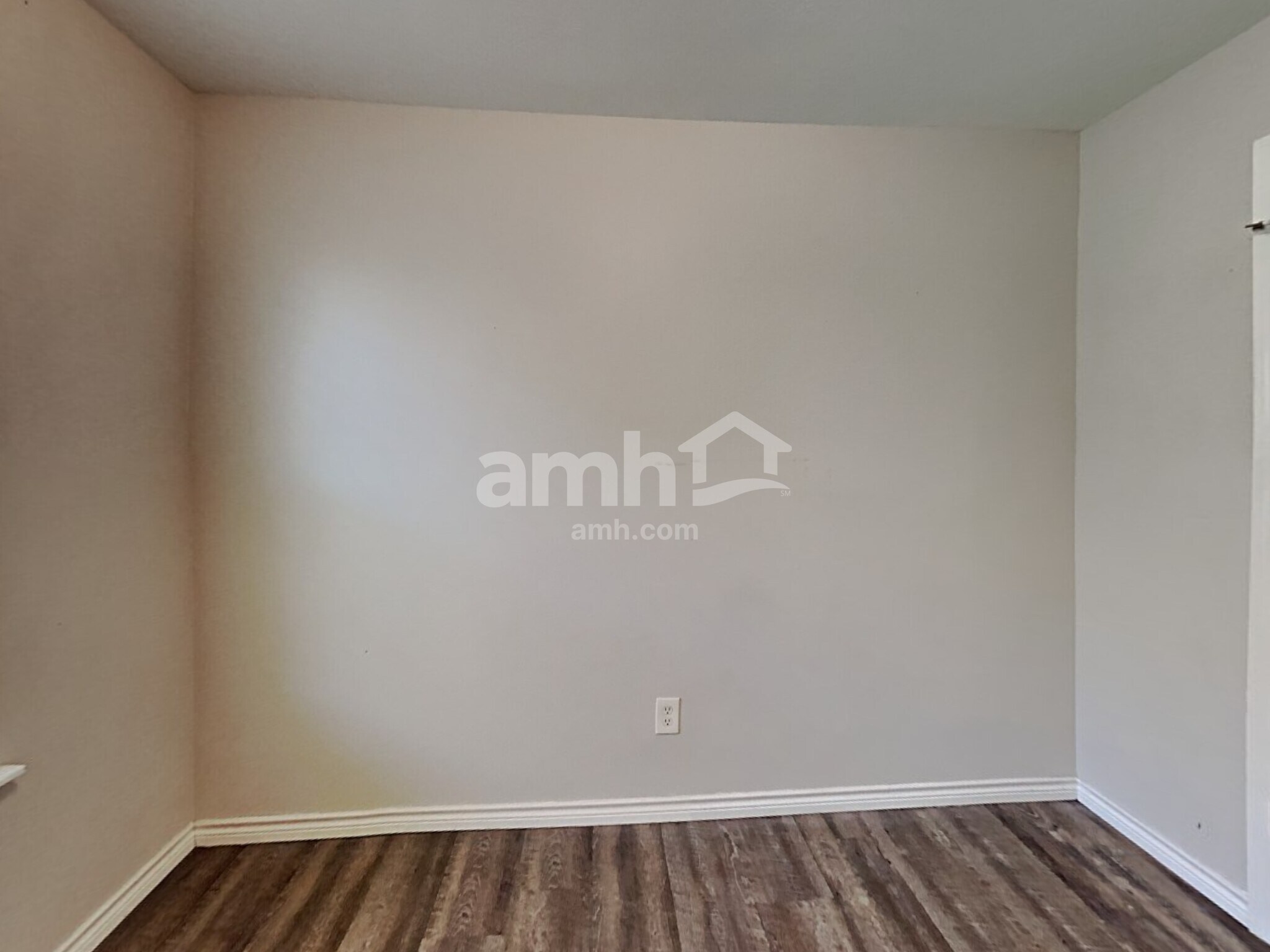 Building Photo - 13310 Ambrosa Dr