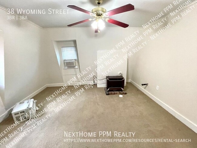 Building Photo - 38 Wyoming St