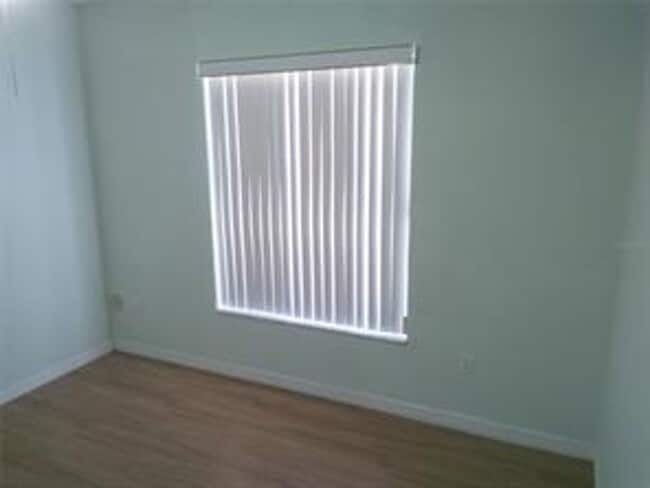 Building Photo - 55+ Community, Affordable, Lovely 2 bedroo...