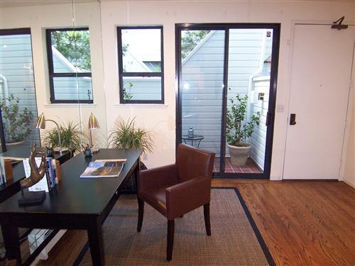 Building Photo - 1755 Filbert Street, Unit 1D