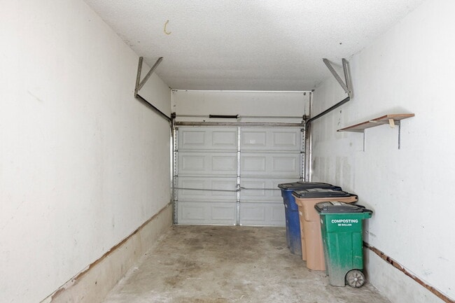 Building Photo - 12805 Tomanet Trail