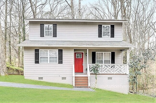 Primary Photo - 5484 Pine Dr SW