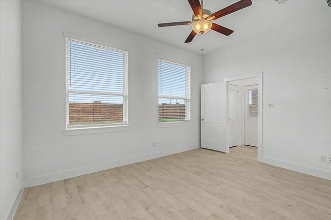 Building Photo - 21138 Garden Palm Dr