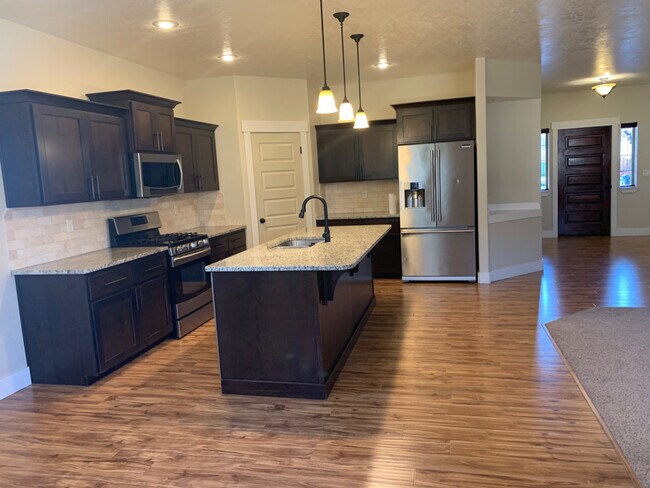 Building Photo - 5815 N SAGUARO HILLS P