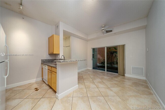 Building Photo - 6001 SW 70th St