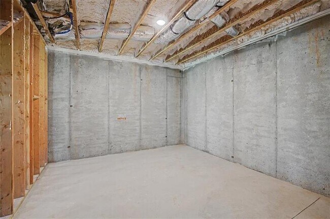 Building Photo - 133 W Putnam Ferry Rd