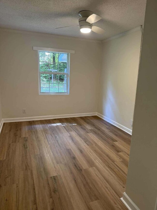 Building Photo - 100/102 Redd Street - Unit 102