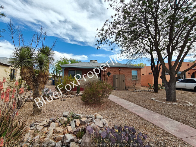 Primary Photo - 1510 E Silver St