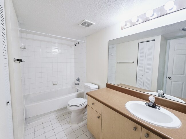 Building Photo - 4151 San Marino Blvd