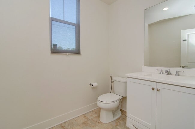 Building Photo - Gated 2017-Build Single Family Home for Re...