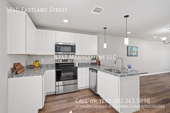 Building Photo - 5840 Eastland St