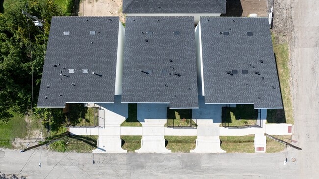 Building Photo - 4106 Alice St