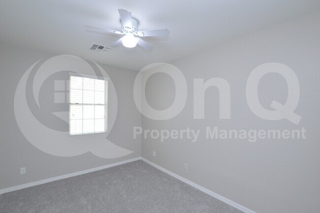 Building Photo - 971 S Brewer Dr