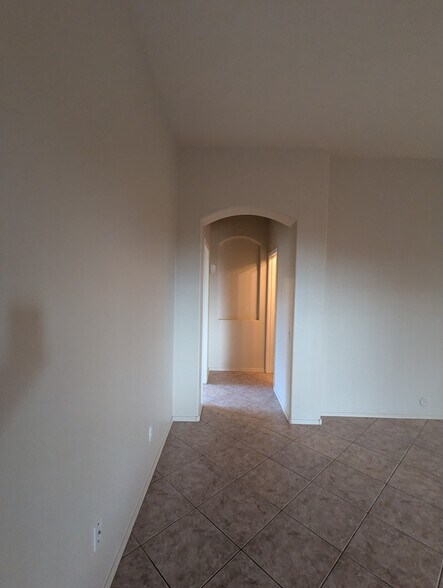 Building Photo - 10479 E Superstition Range Rd