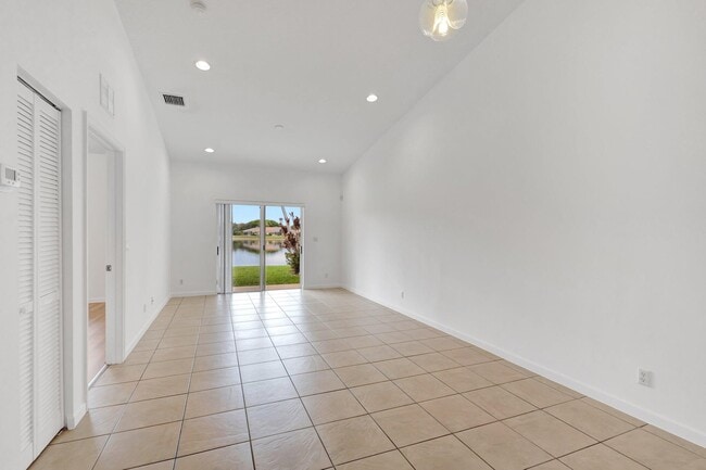 Building Photo - 9820 Galleon Dr