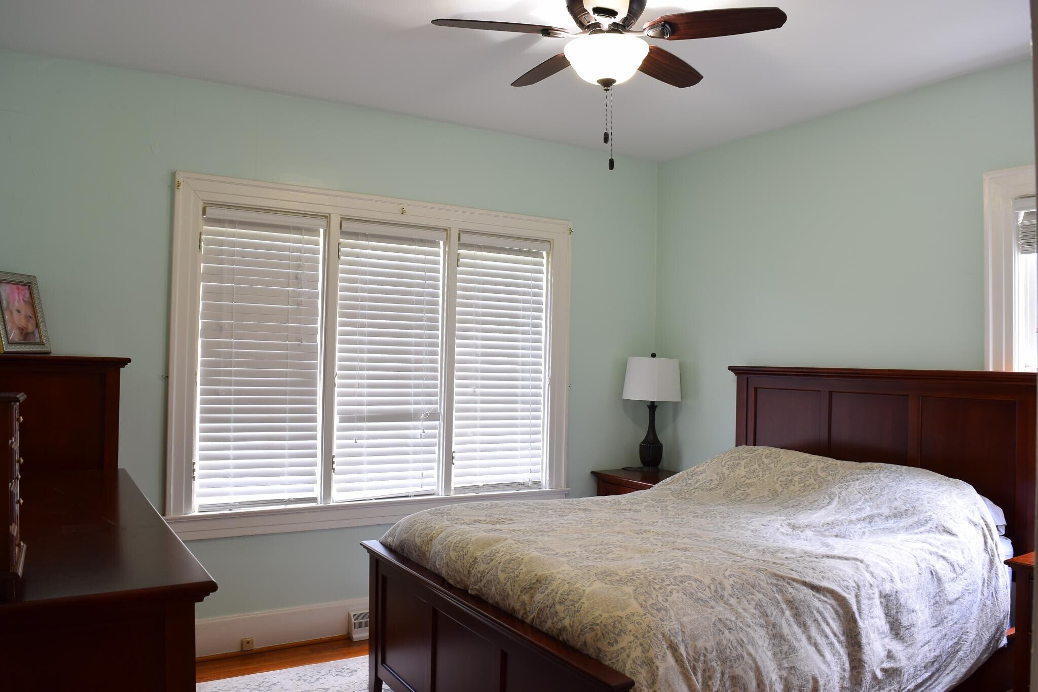 Building Photo - 136 Shawnee Pl