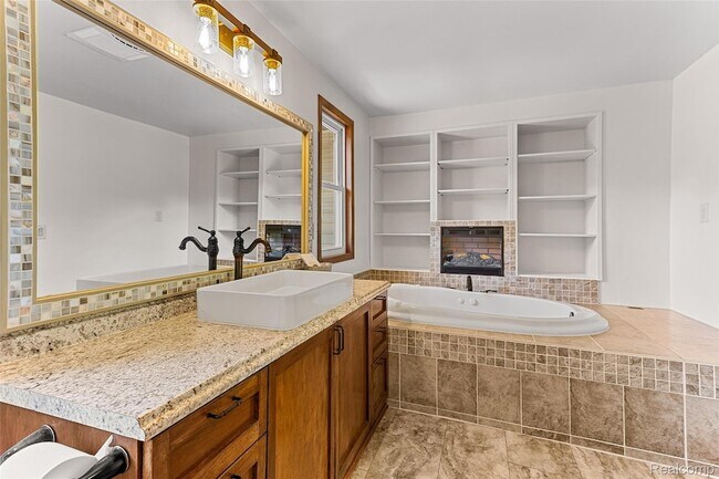 Building Photo - 3312 Palm Aire Ct