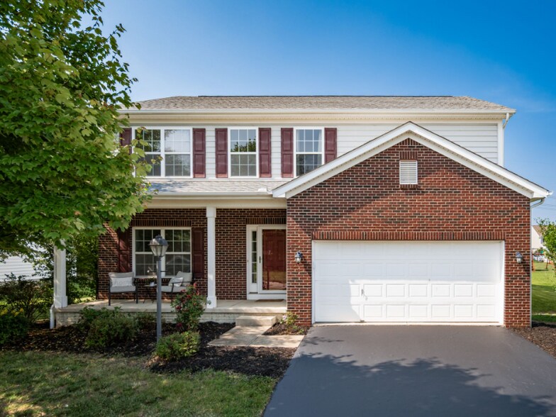 Building Photo - 1719 Impatiens Way