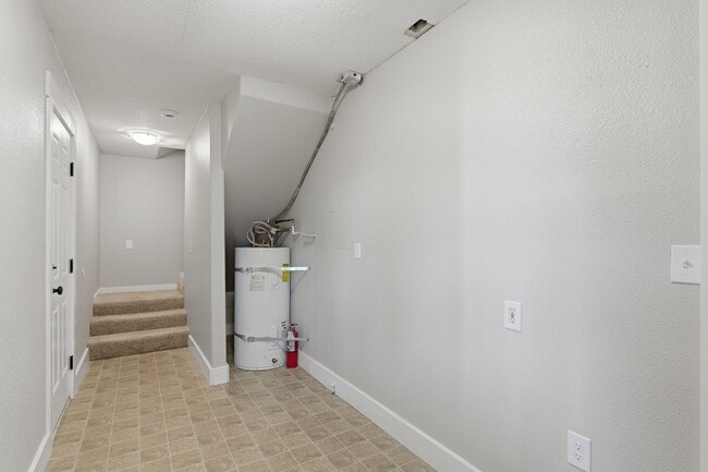 Building Photo - Charming Silverton Home Near Downtown