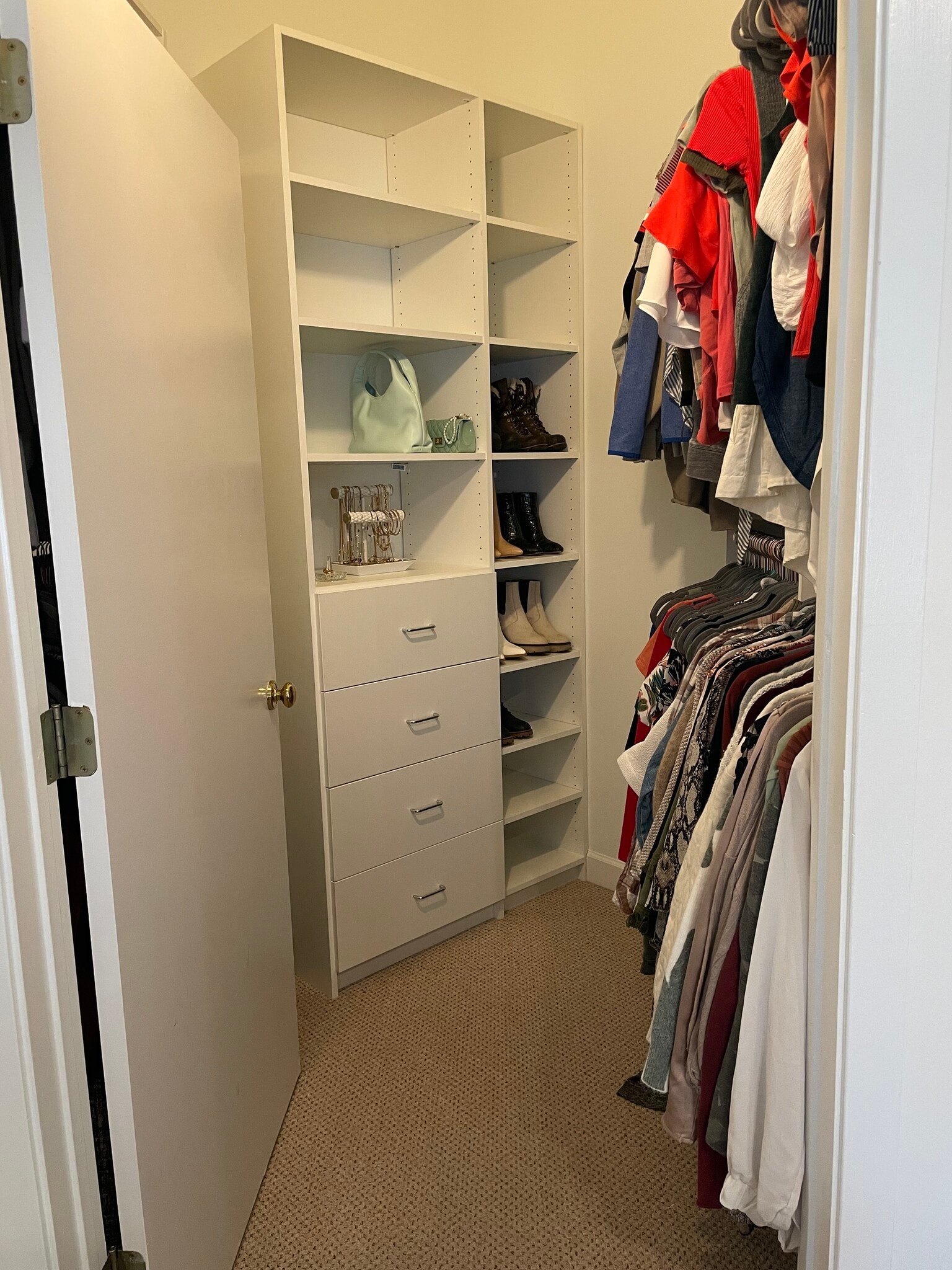 Building Photo - 936 W Madison St