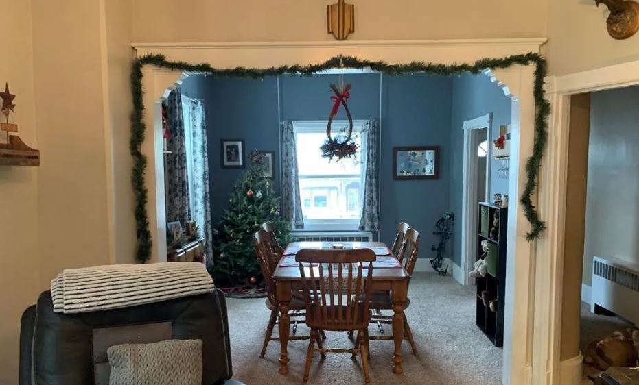 Building Photo - 242 S Walnut St