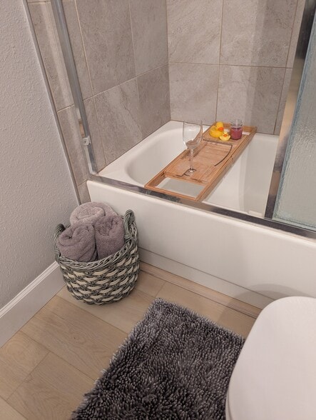 Building Photo - 2337 St Lawrence Ln