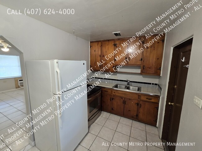 Building Photo - Affordable Orlando 2 Bedroom Duplex