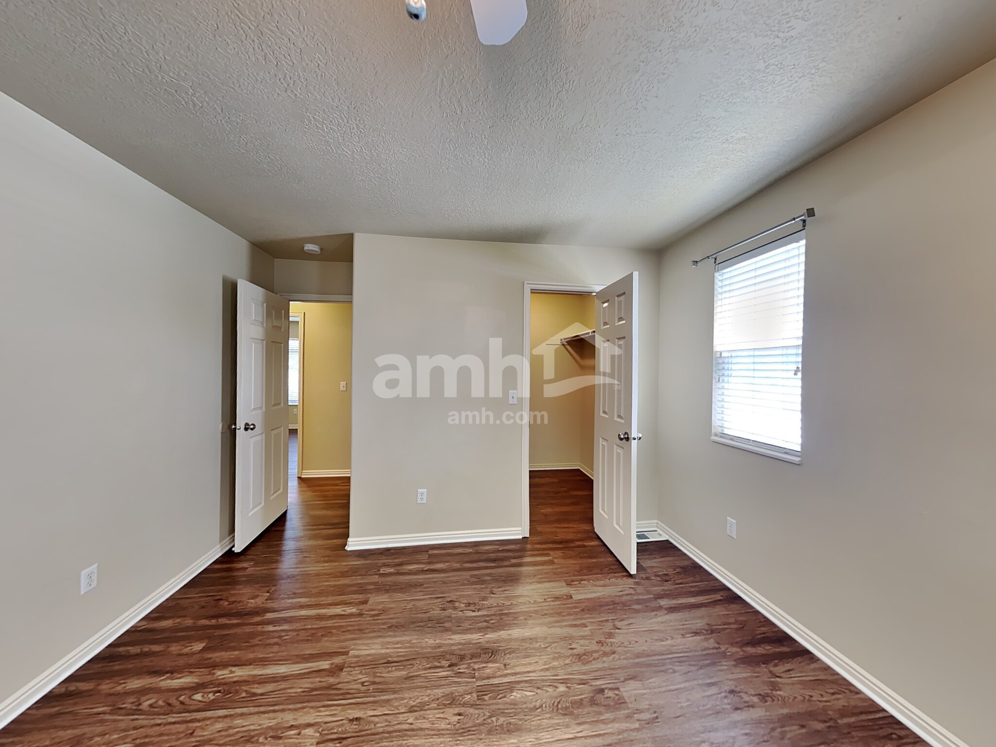 Building Photo - 182 S 1125 W