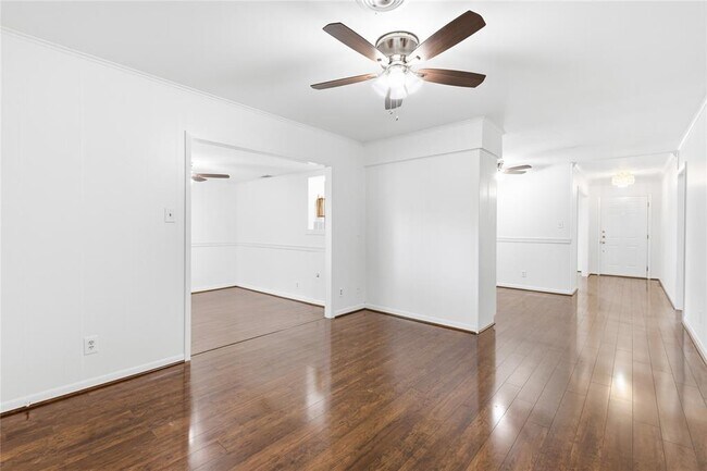 Building Photo - 1613 Sunnyvale St