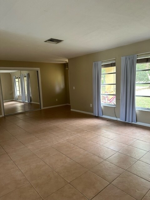 Building Photo - 3601-3611 11th Ave SW