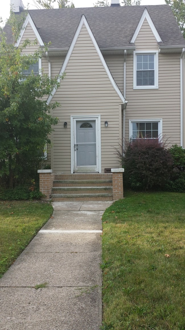 Primary Photo - 3568 Blanche Ave