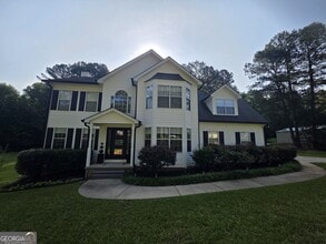 Building Photo - 100 Bedford Forrest Dr
