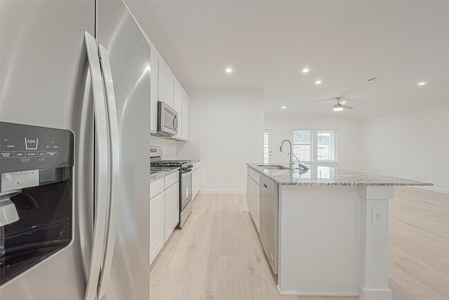 Building Photo - 4939 Pne Hvn Ln