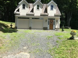 Building Photo - 11 Whisconier Rd