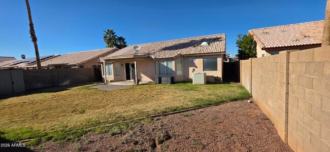 Building Photo - 9163 W Davis Rd