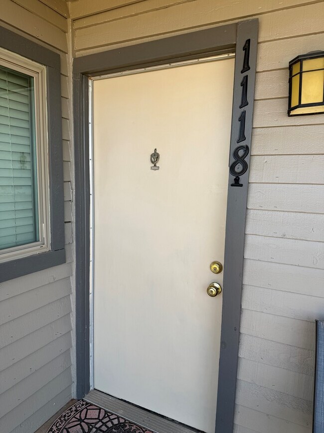 Building Photo - 6701 Eastridge Rd