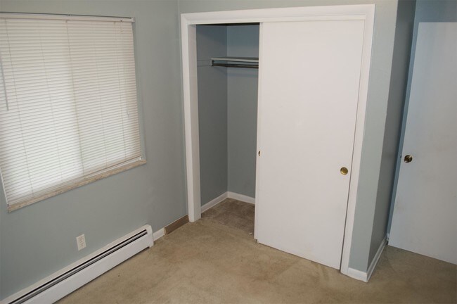 Building Photo - 7777 Bancroft St