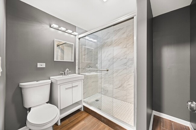 Building Photo - 9740 S Prairie Ave