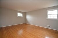 Building Photo - 28 Candlewood Dr