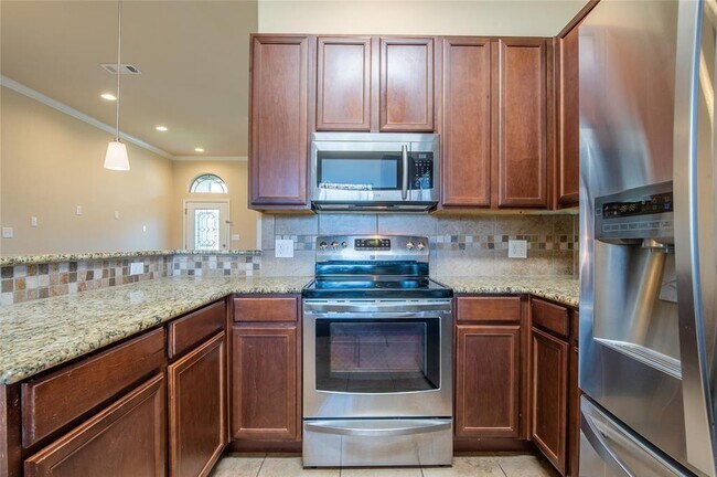 Building Photo - 212 Waikakaaua Dr