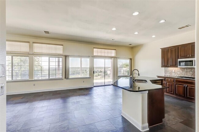 Building Photo - 7313 Lookout Bluff Terrace
